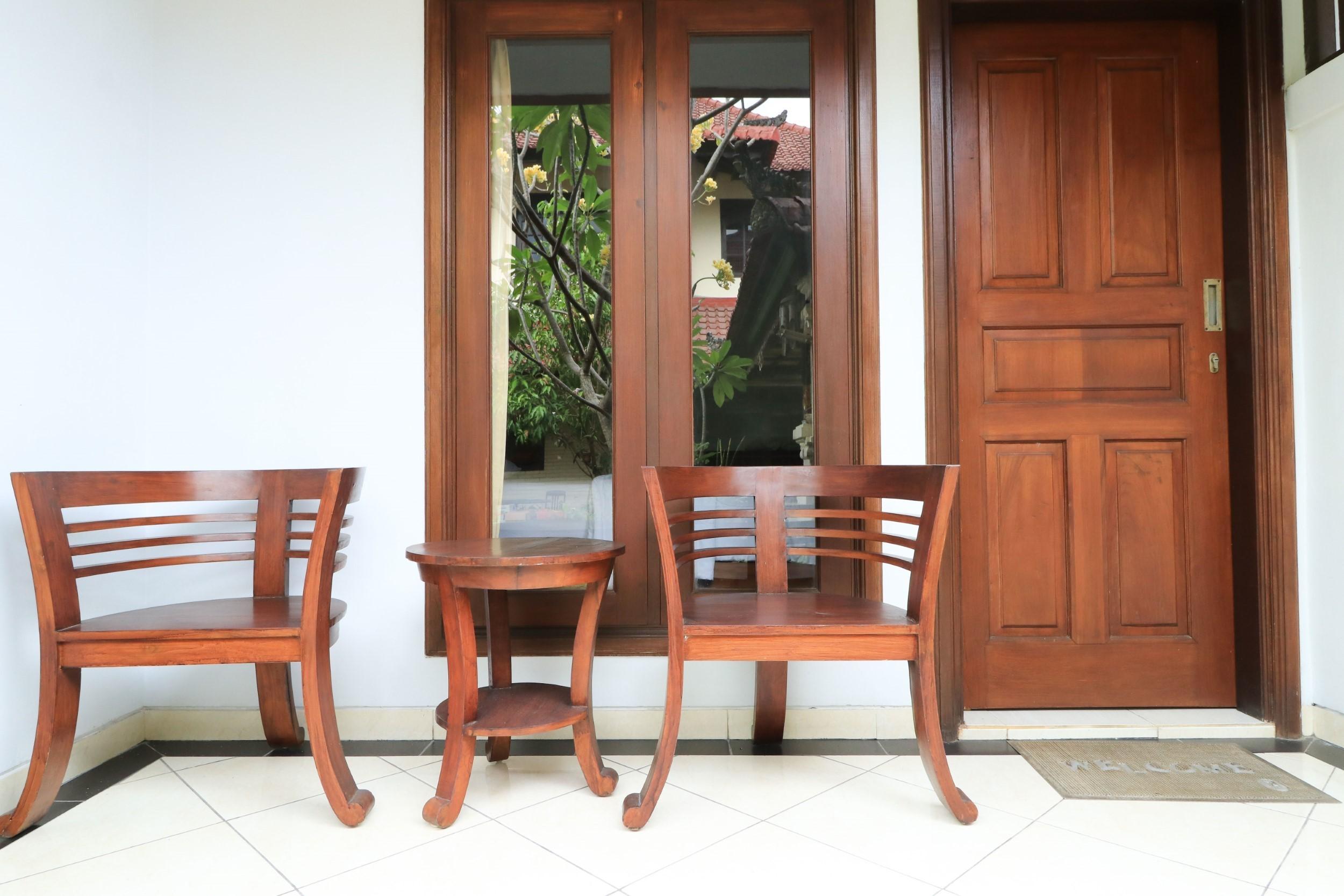 Puri Jayaraja Guest House Kuta  Exterior photo